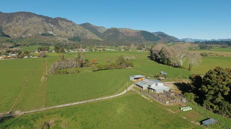 326 Abel Tasman Drive Kahurangi National Park_9