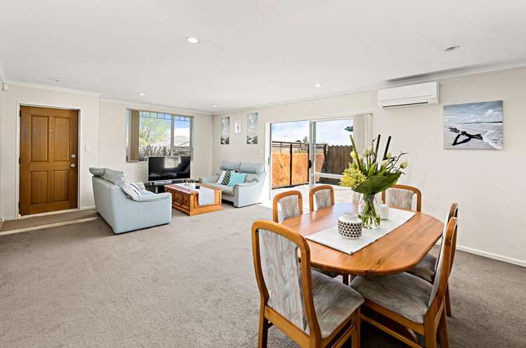 174 Keri Vista Rise Papakura_3