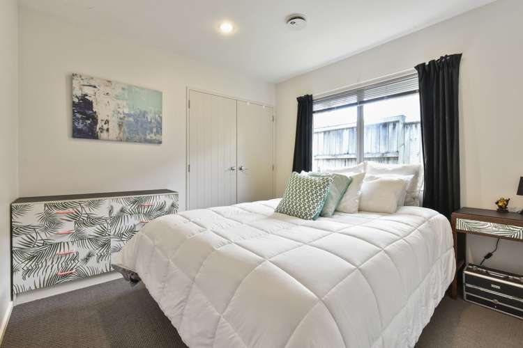 15 Elias Court The Gardens_9