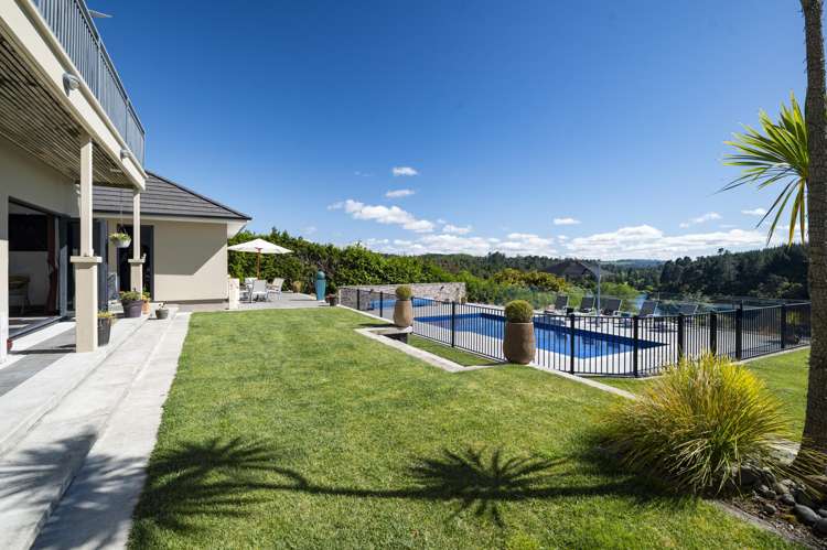 184 Ferndale Way Rangatira Park_12