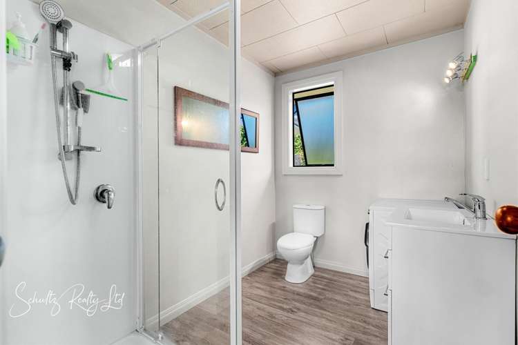 4 Hebe Lane Maungaturoto_17