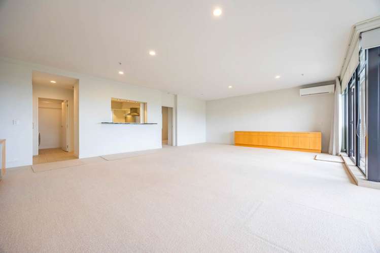 5b/38 James Cook Crescent Remuera_3