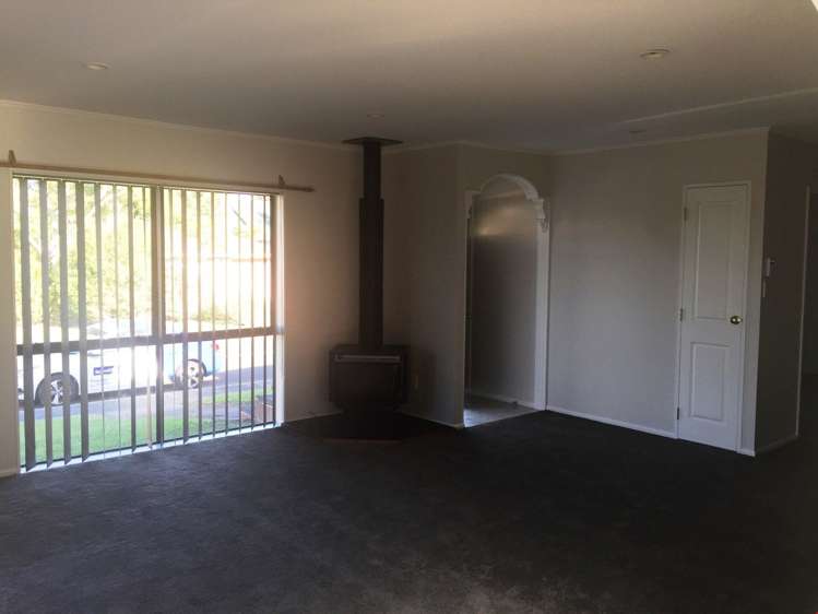 47 Milan Drive Glen Eden_5