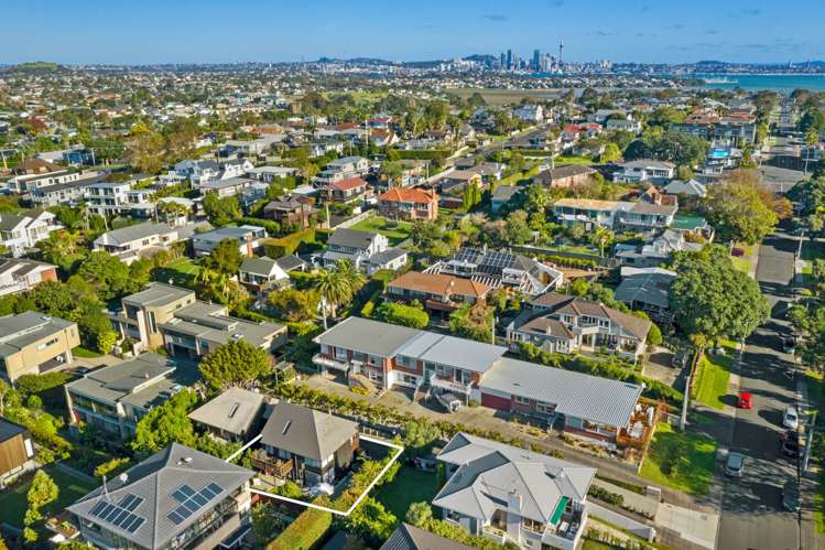 2/21 Hauraki Road Hauraki_41