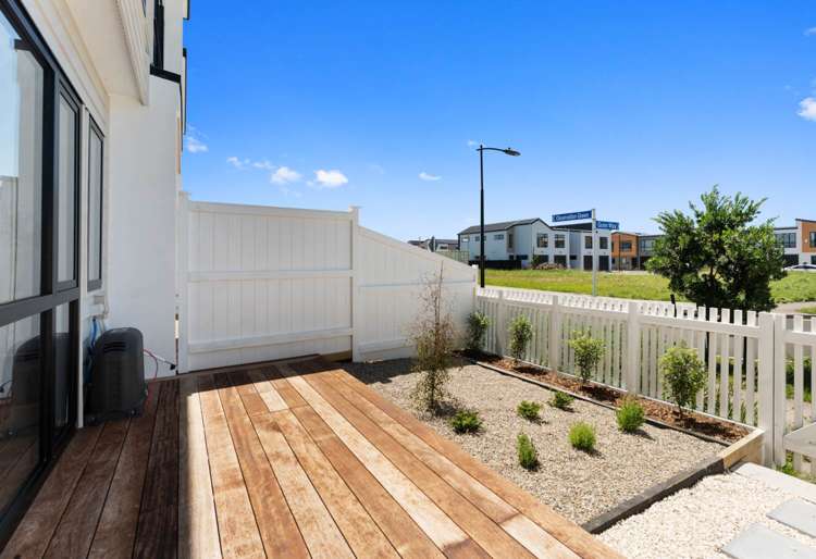 37 Observation Green Hobsonville_3