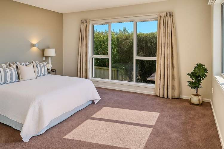 107 Endeavour Drive Whitby_10