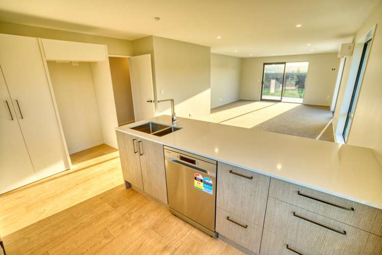 11B Hinau Crescent Kaiata_6