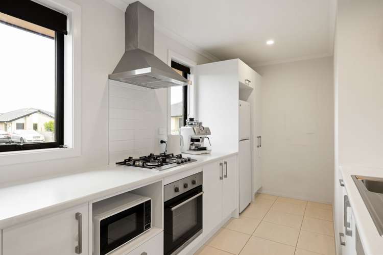 8 Manawaroa Close Grandview Heights_3