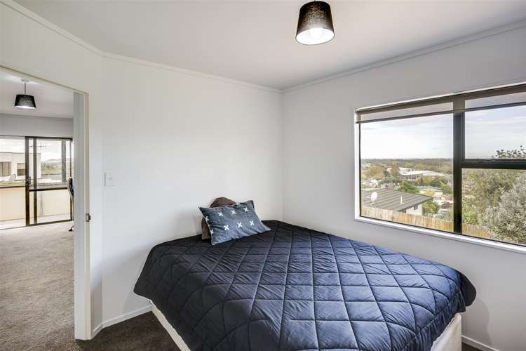 89a Churchill Drive Taradale_9