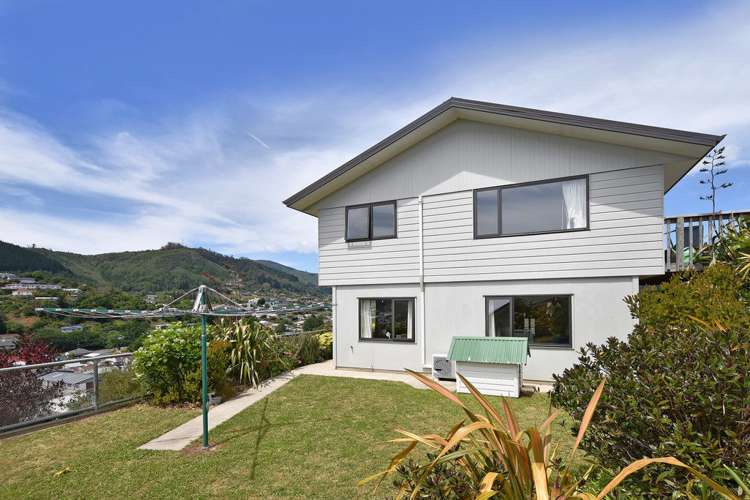 40 Saint Lawrence Street Toi Toi_0