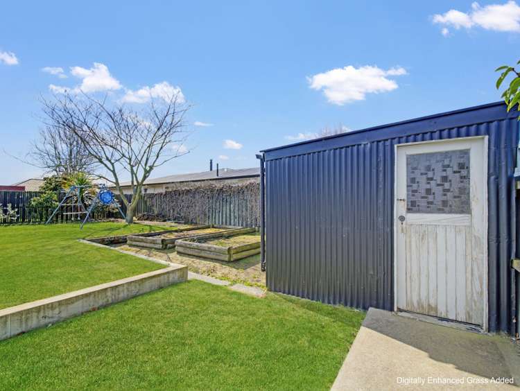 8 Woodham Drive Allenton_21