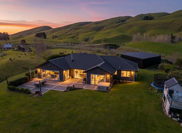 Picturesque Rural Lifestyle