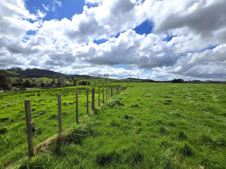 42 Ford Road Paparoa_9