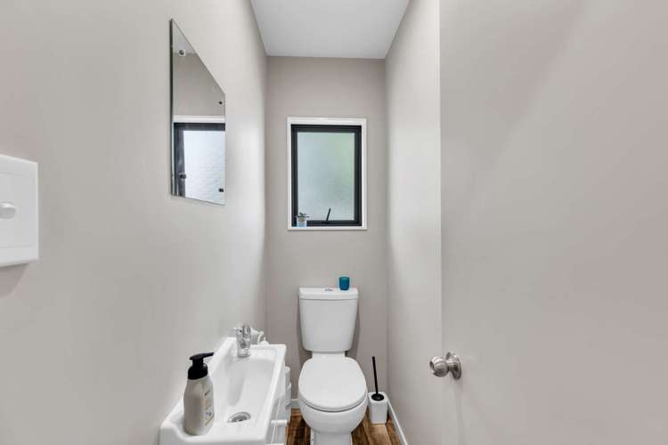 15 Brook Street Southbridge_14