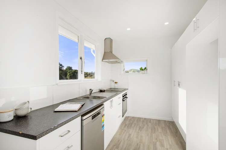 7 Cheshire Street Cannons Creek_8