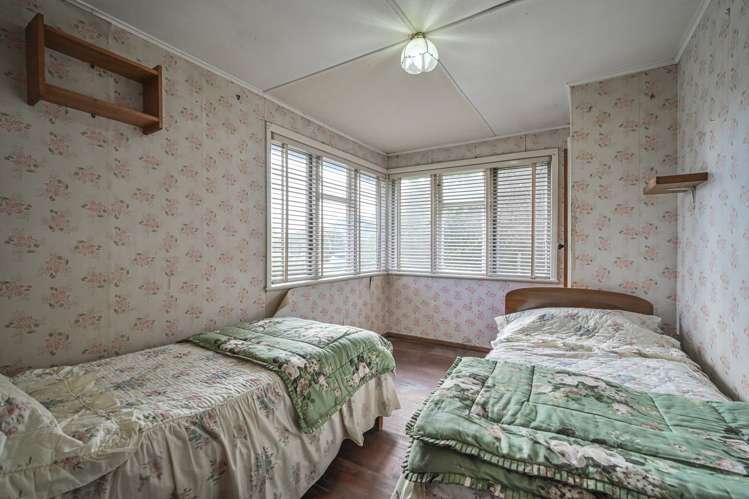 1209a Willowpark Road North Mayfair_9