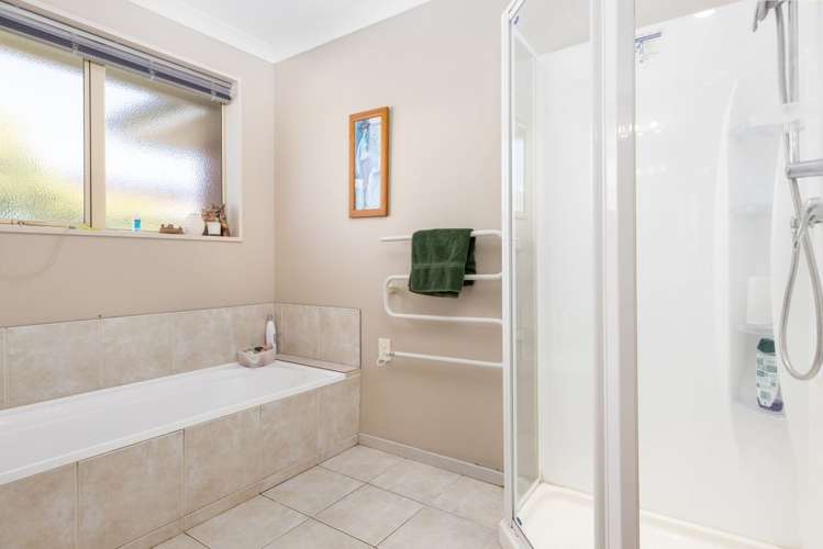 12 Vorbach Place Renwick_11