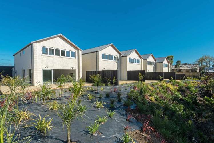 3/58 Herbert Road Queenwood_23