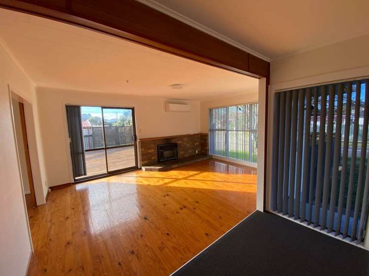 2 Emerson Road Clover Park_2