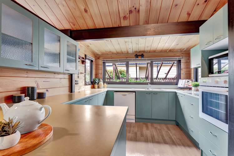 2/238 Estuary Road South New Brighton_6