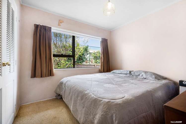 2/11 Cambourne Road Papatoetoe_10