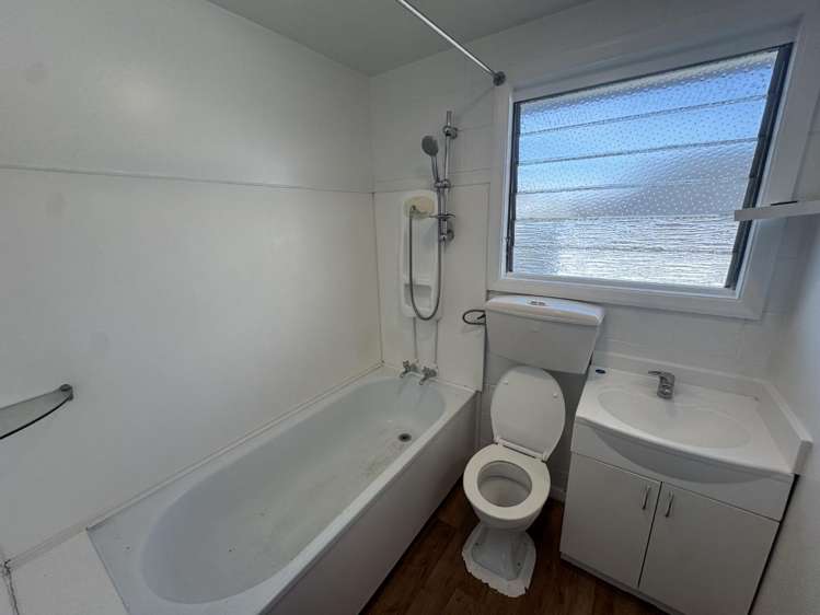 5/449 Durham Street North St. Albans_6