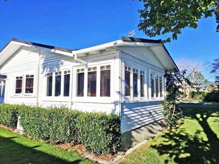101 Cameron Road 11555_1