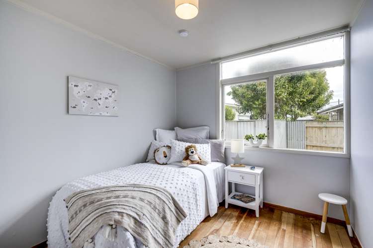 2 Cornwall Road Taradale_8