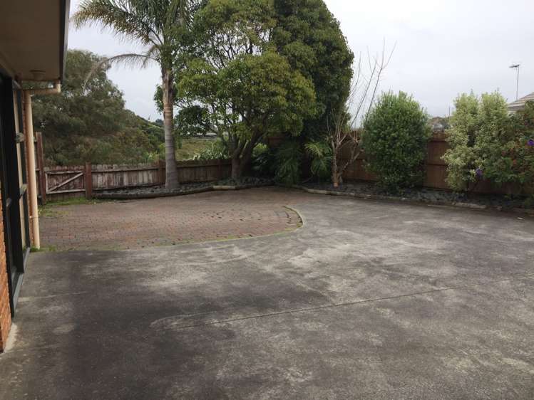 38 Davington Way Pakuranga Heights_13