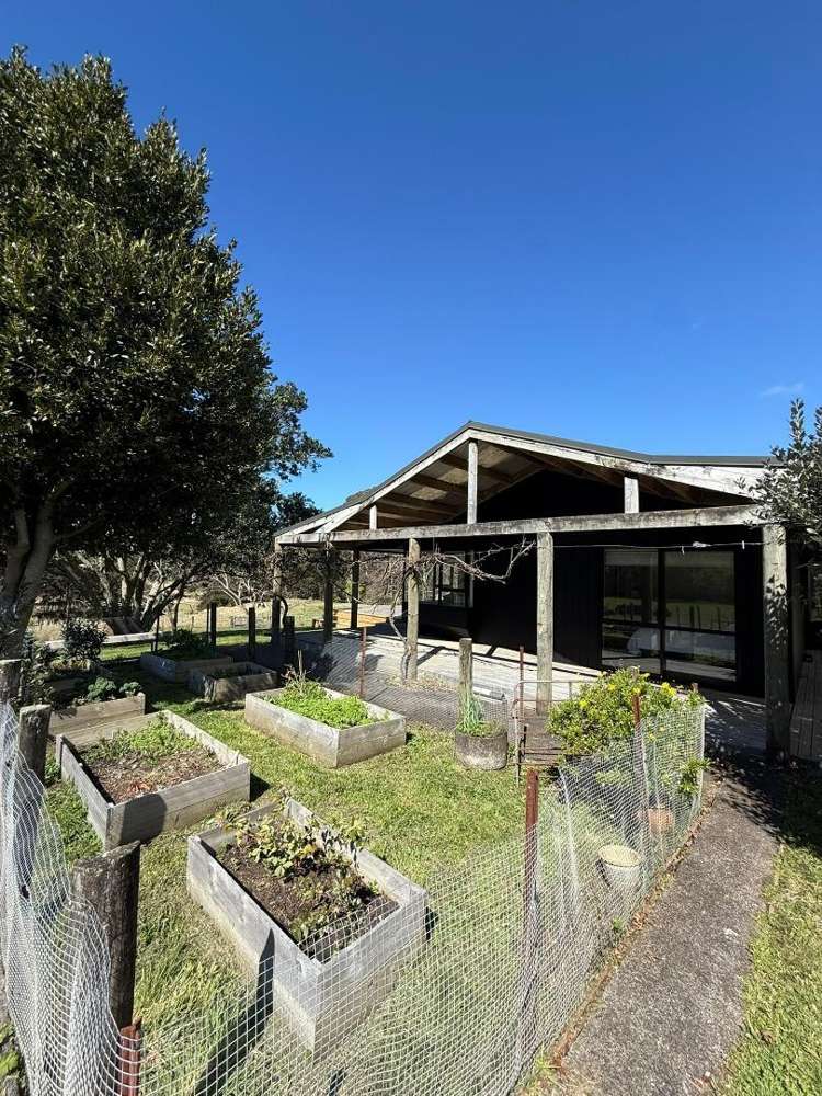 660 Kawakawa, Orere Road Orere Point_20