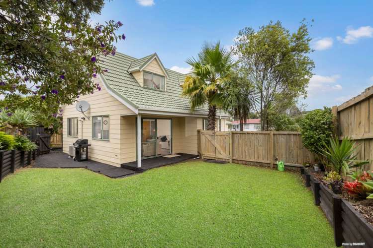 3 Frosses Place Massey_21