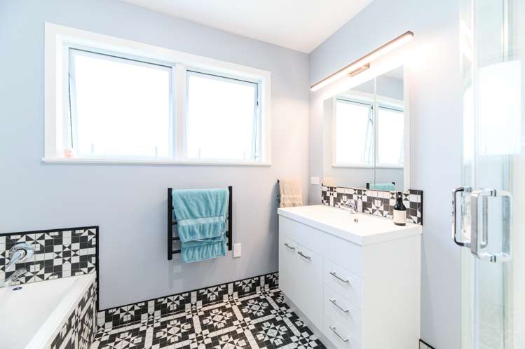 56 Colwill Road Massey_16