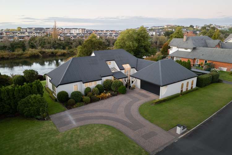 9 River Oaks Place Pukete_35