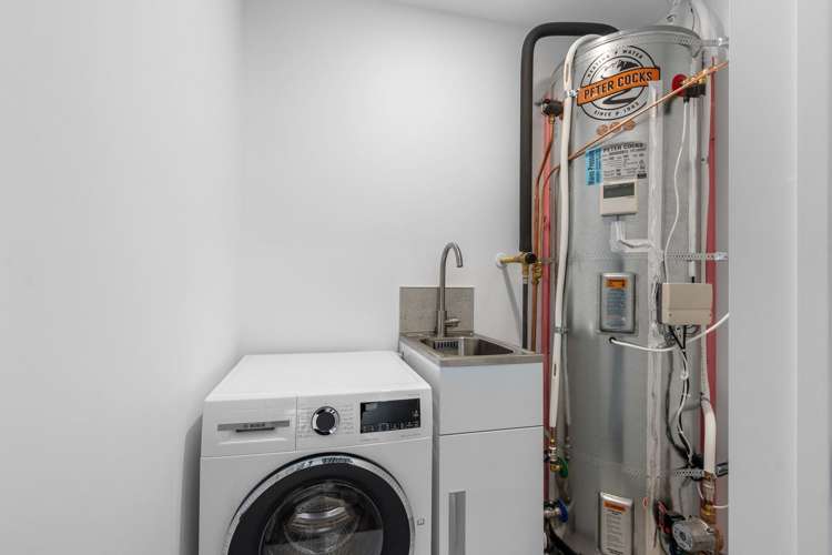 2/17 Frederick Street Waltham_9