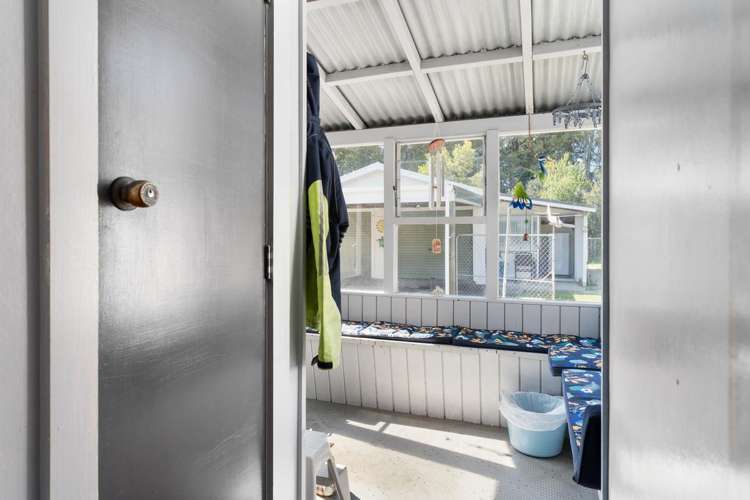 13 Deller Drive Carterton_16