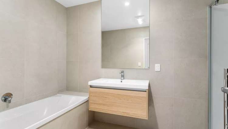 23 ADLAM LANE "WAIATA SHORES" Takanini_17