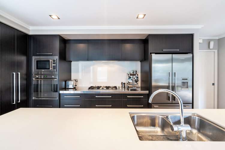 27 Kestev Drive Flat Bush_8