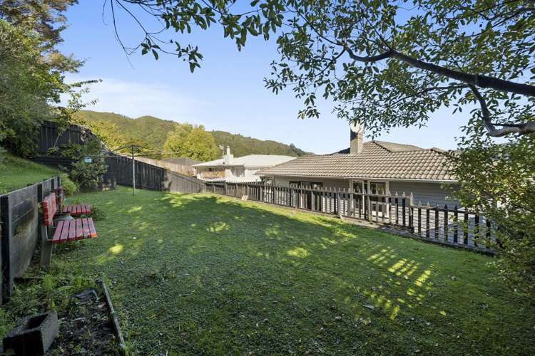 21 Pencarrow Crescent Wainuiomata_18