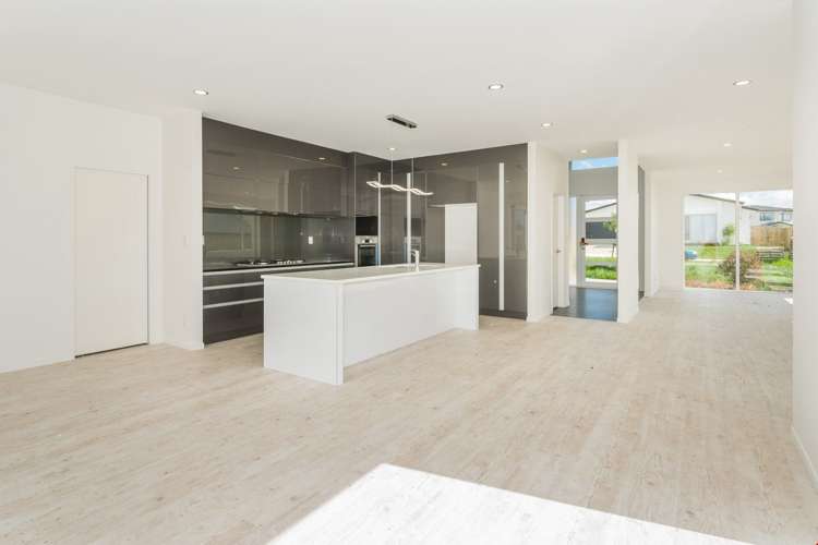 124 Harris Drive Silverdale_6