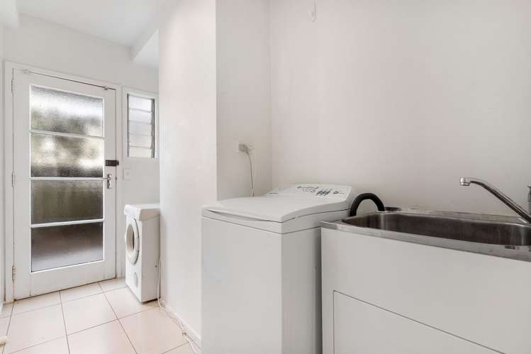 13 Duke Street Three Kings_19