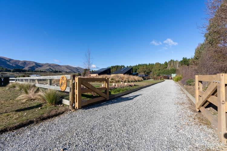 20 Long Grass Place Hawea Flat_28