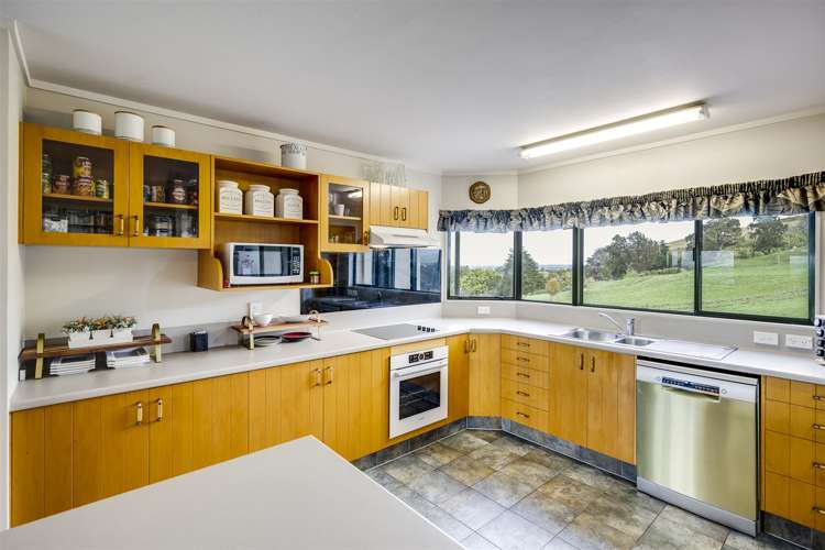 89a Churchill Drive Taradale_10