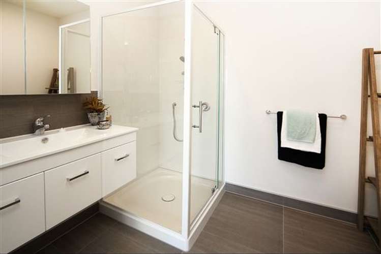 11/45 Karepiro Drive Stanmore Bay_1