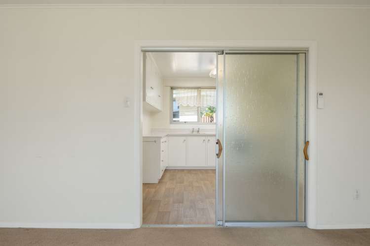 2/138 Budge Street Riversdale_5