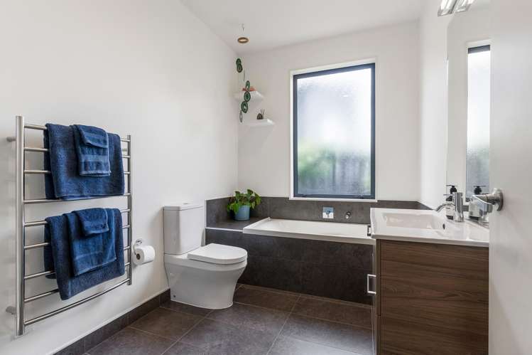 34B Torrington Crescent Glen Innes_13