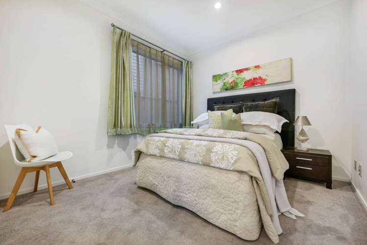 8 Ballindrait Drive Flat Bush_21