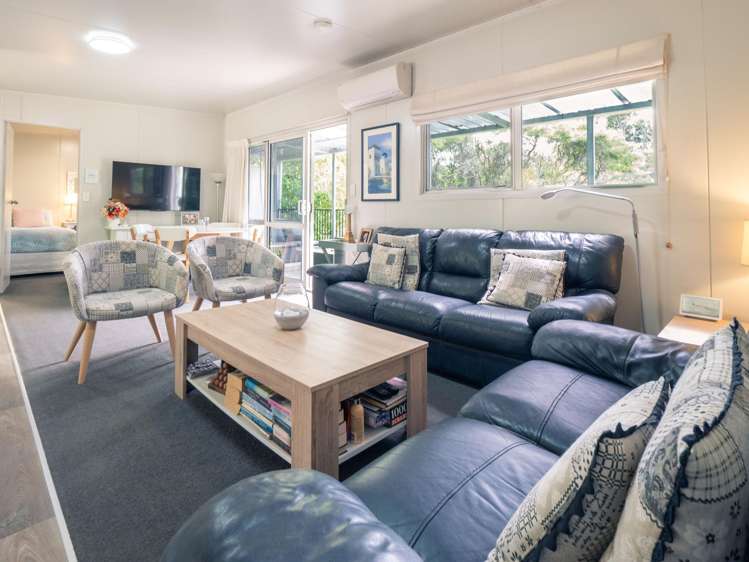 8 Rue Cachalot Akaroa_11