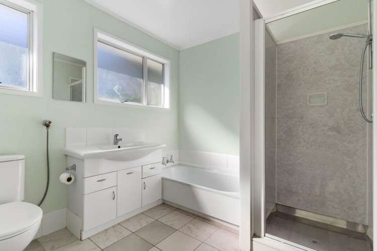 7 Brian Crescent Stanmore Bay_7