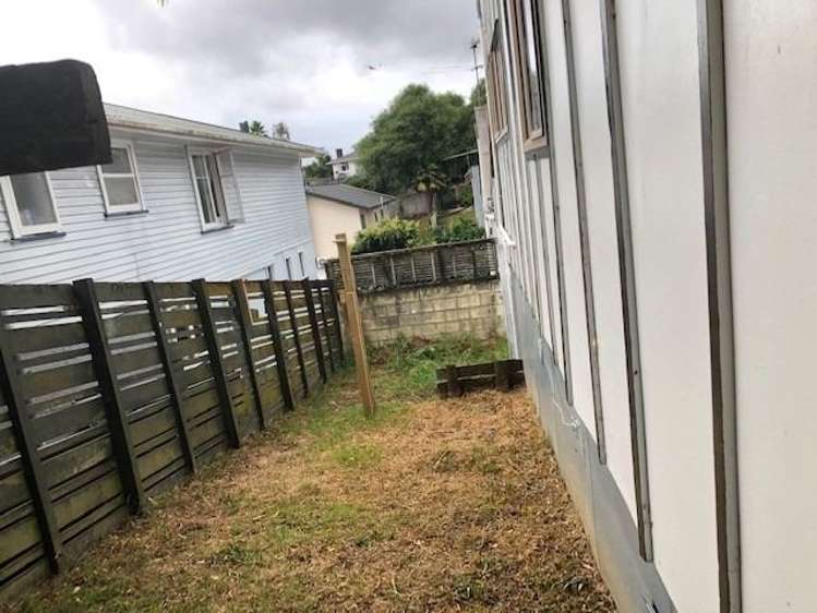 1/27 Aeroview Drive Beach Haven_14