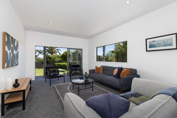 31 Athol Street Glenduan_13